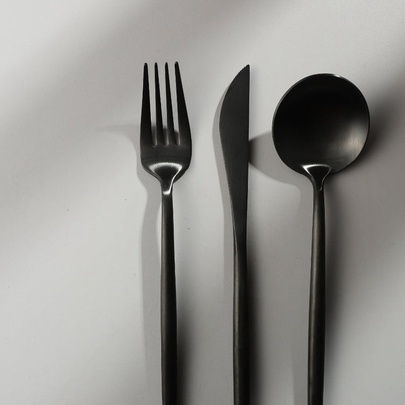 Sleek Minimalist Cutlery Set - LuxeTable