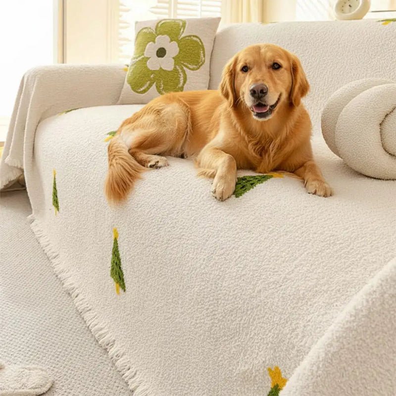 Cozy Plush Sofa Blanket - SnuggleNest Christmas Tree Design