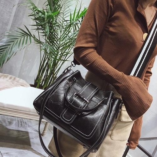 Retro PU Leather Handbag - LuxeCraft