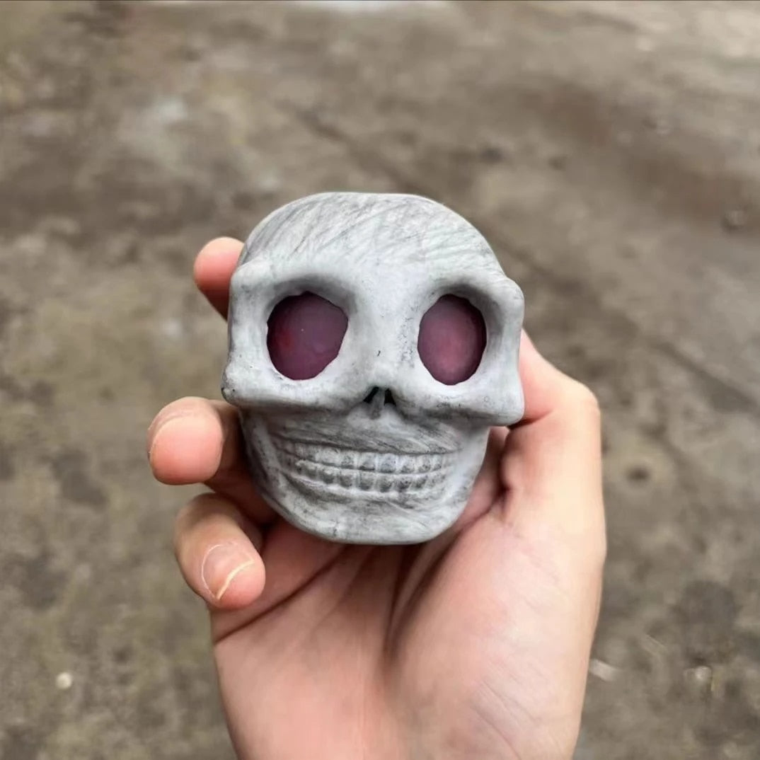 Gothic Pinch Skull Ring - Dark Elegance Jewelry