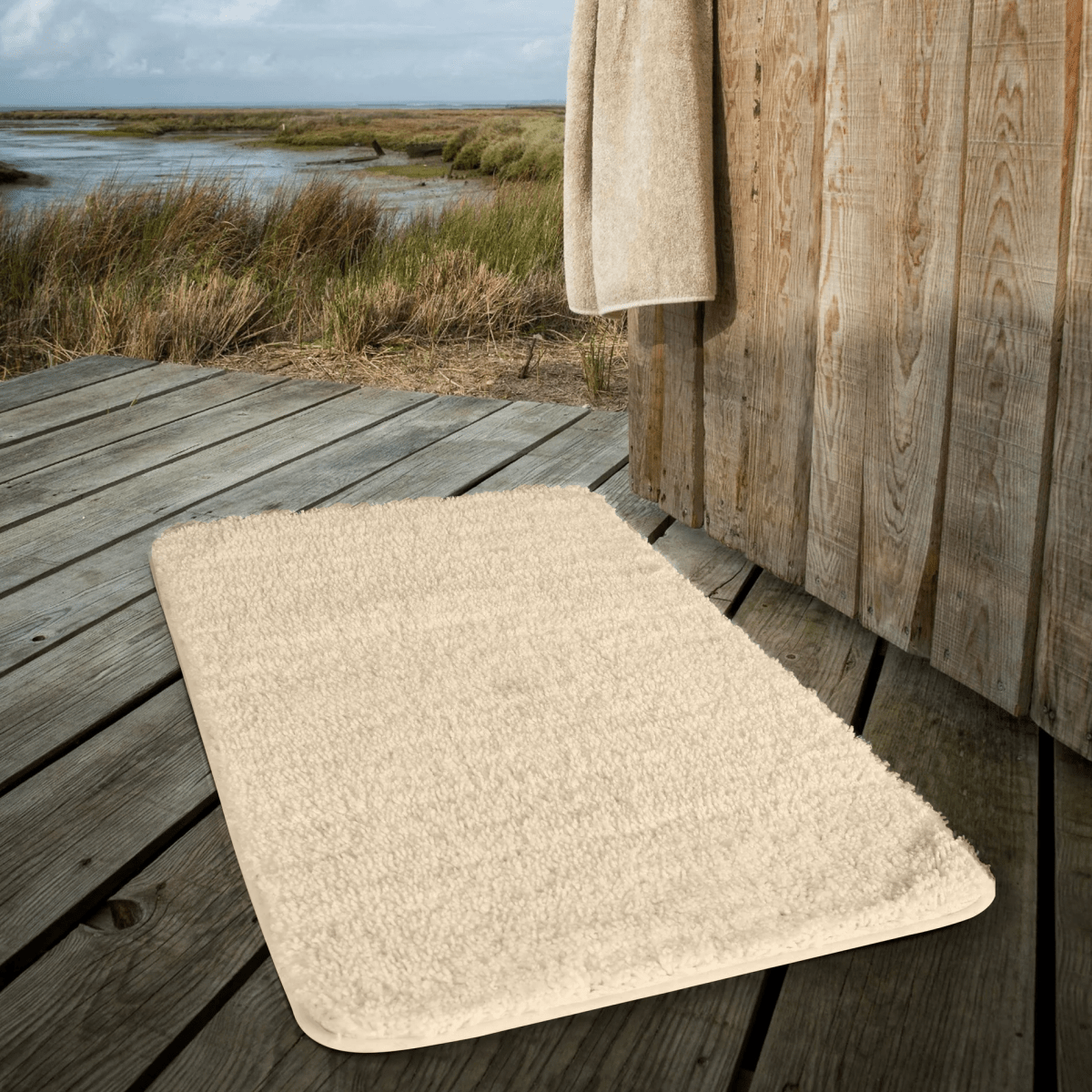 Ultra-Soft Microfiber Bath Mat - LuxeNest Comfort