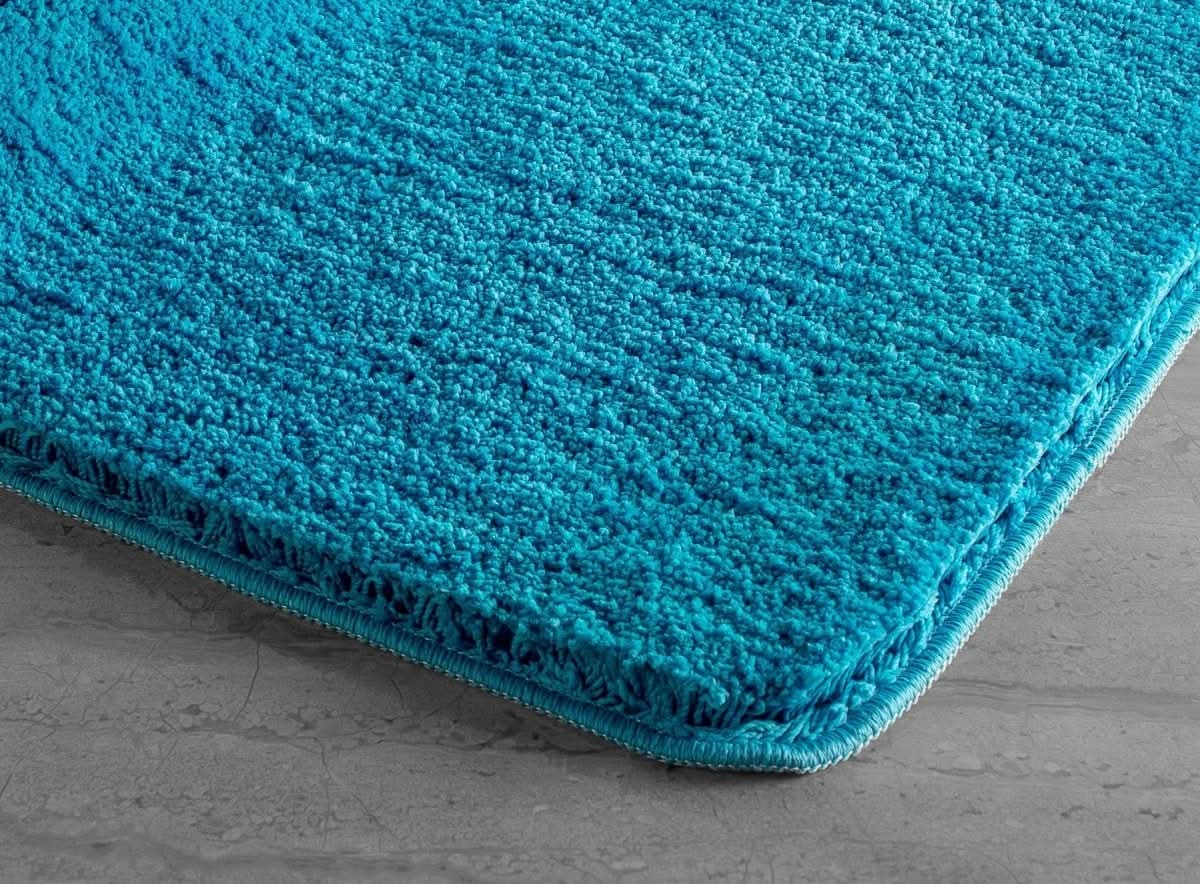 Ultra-Soft Microfiber Bath Mat - LuxeNest Comfort