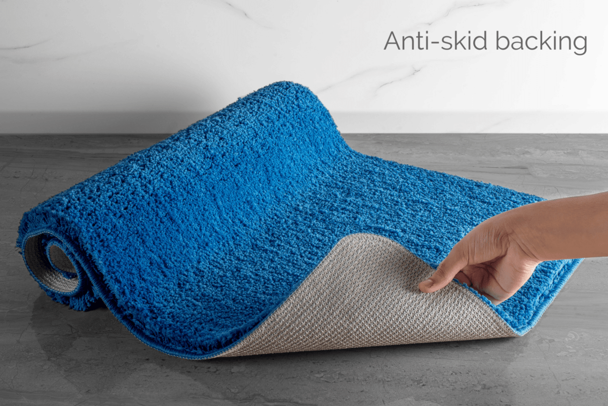 Ultra-Soft Microfiber Bath Mat - LuxeNest Comfort