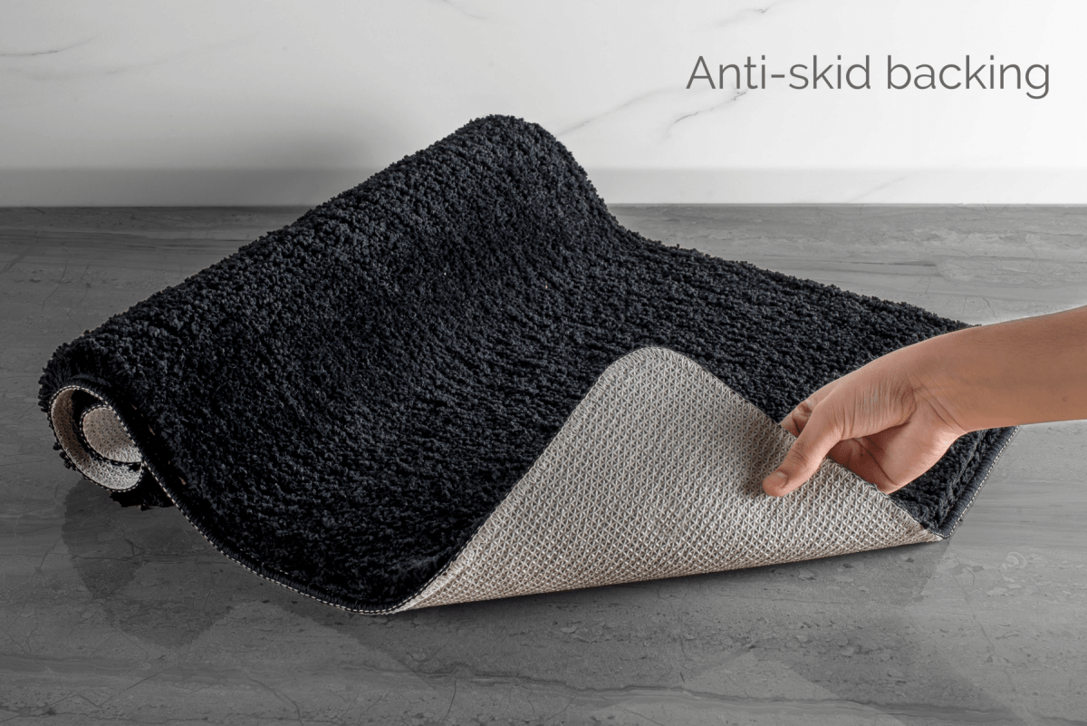 Ultra-Soft Microfiber Bath Mat - LuxeNest Comfort