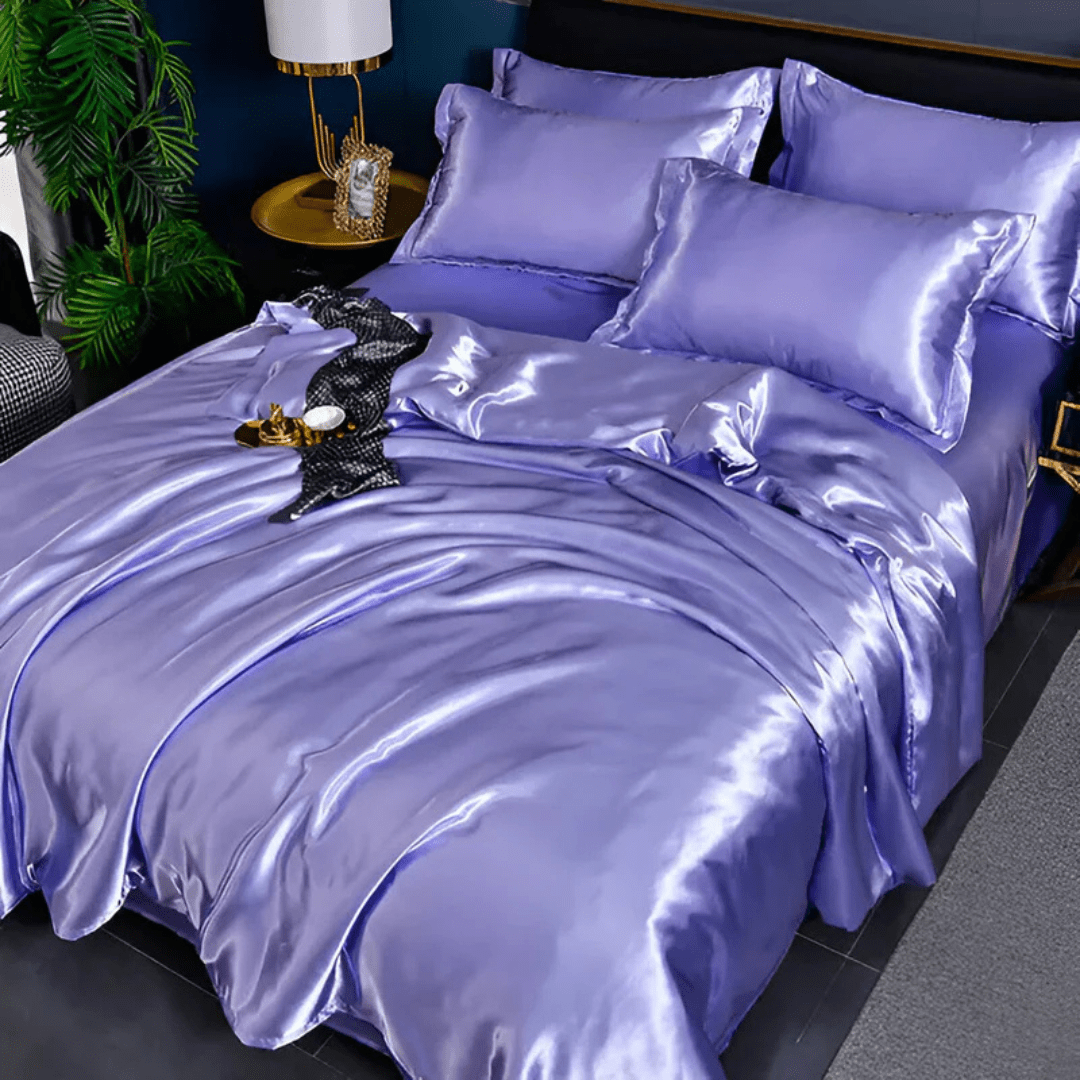 Silk Bedding Set - LuxeDreams for Restful Sleep
