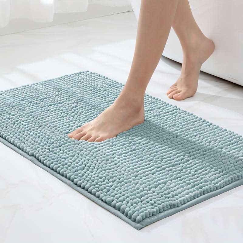SoftCloud Chenille Bath Mat - LuxeComfort