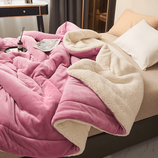 Cozy Fleece Blanket - LuxeNest
