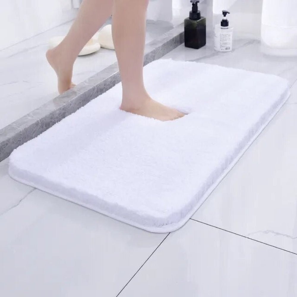 Ultra-Soft Fur Bath Mat - LuxeHome Essentials