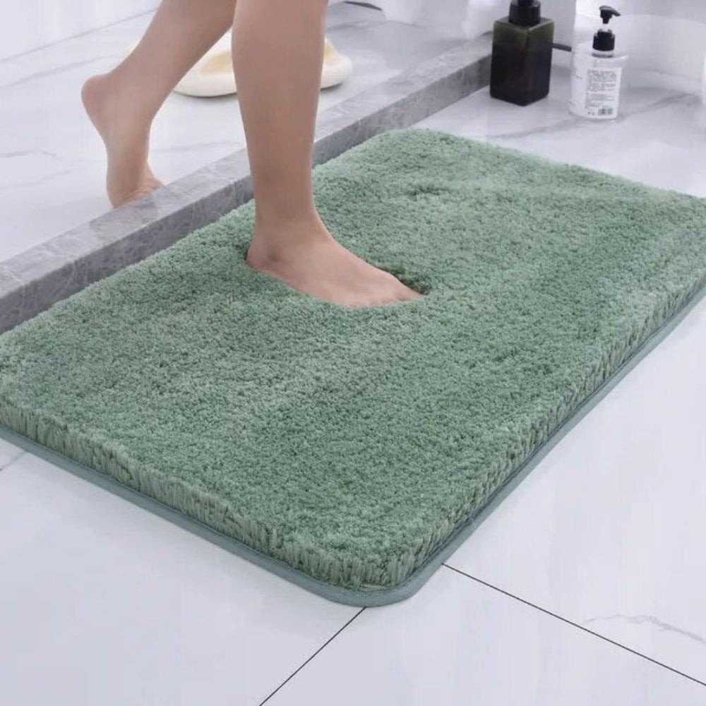 Ultra-Soft Fur Bath Mat - LuxeHome Essentials
