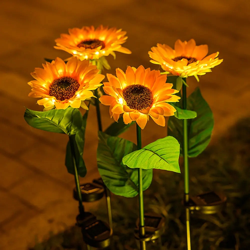Solar Sunflower Lamp - LuminaGlow