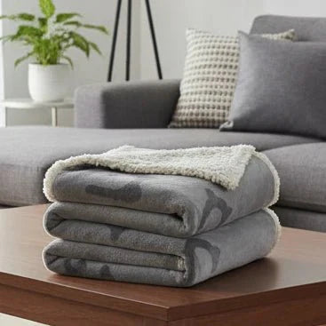 Cozy Pet Blanket - LuxePaws