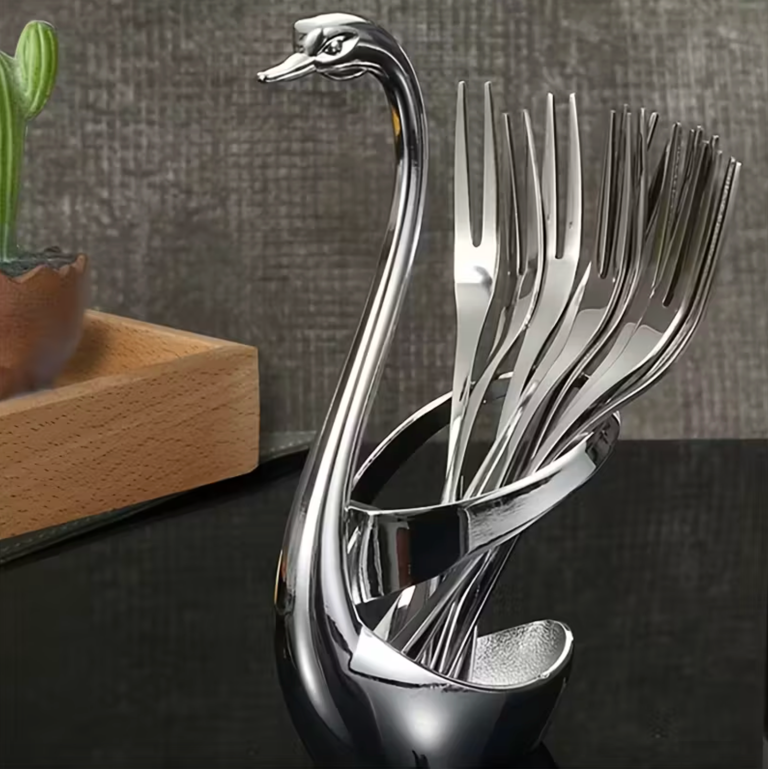 Elegant Cutlery Rack - LuxeNest™ Premium Kitchen Organizer