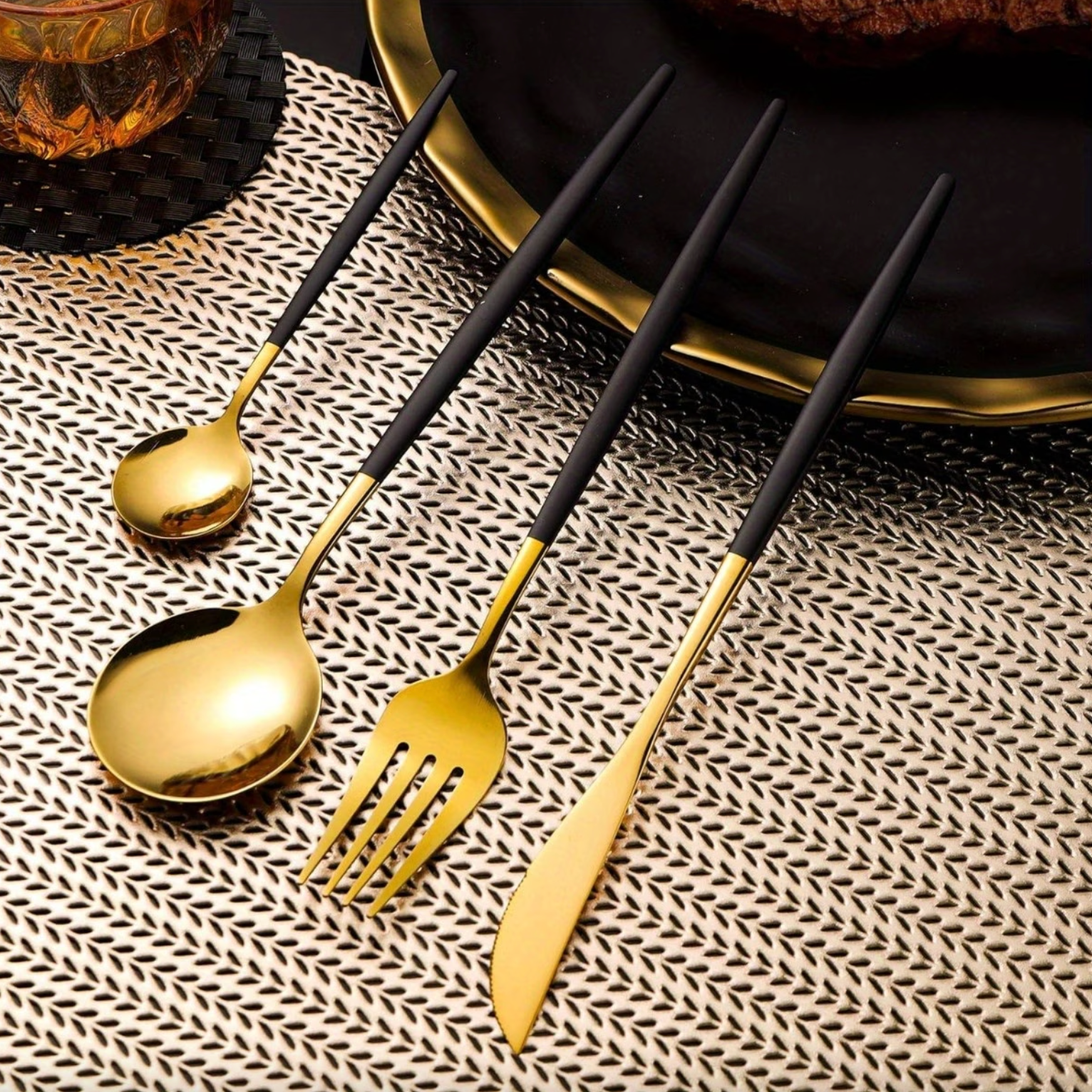 Elegant Cutlery Set - LuxeDining™