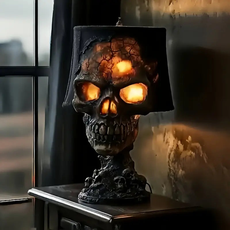 Lava Lamp - EmberGlow Molten Skull Design