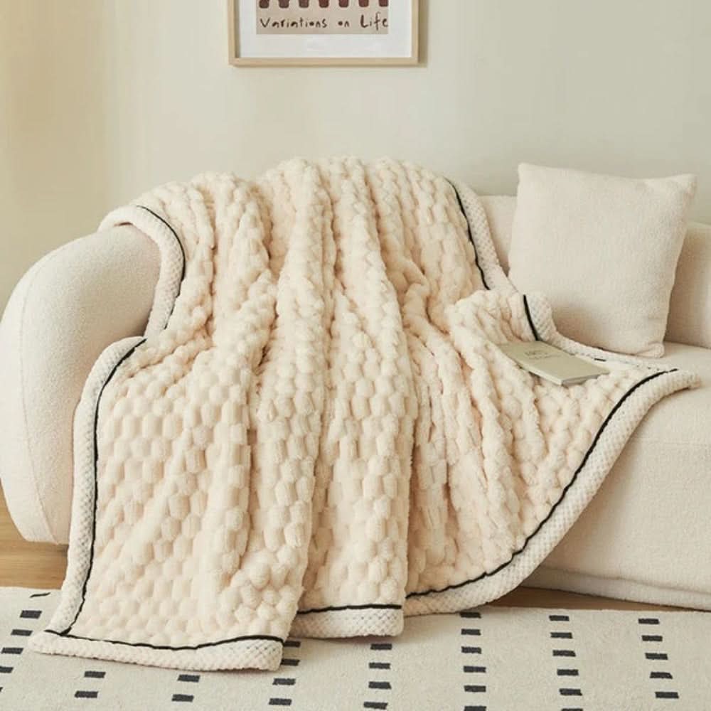 CozyWrap Blanket - CloudNest for Ultimate Warmth