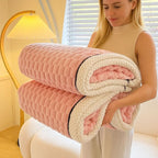 CozyWrap Blanket - CloudNest for Ultimate Warmth
