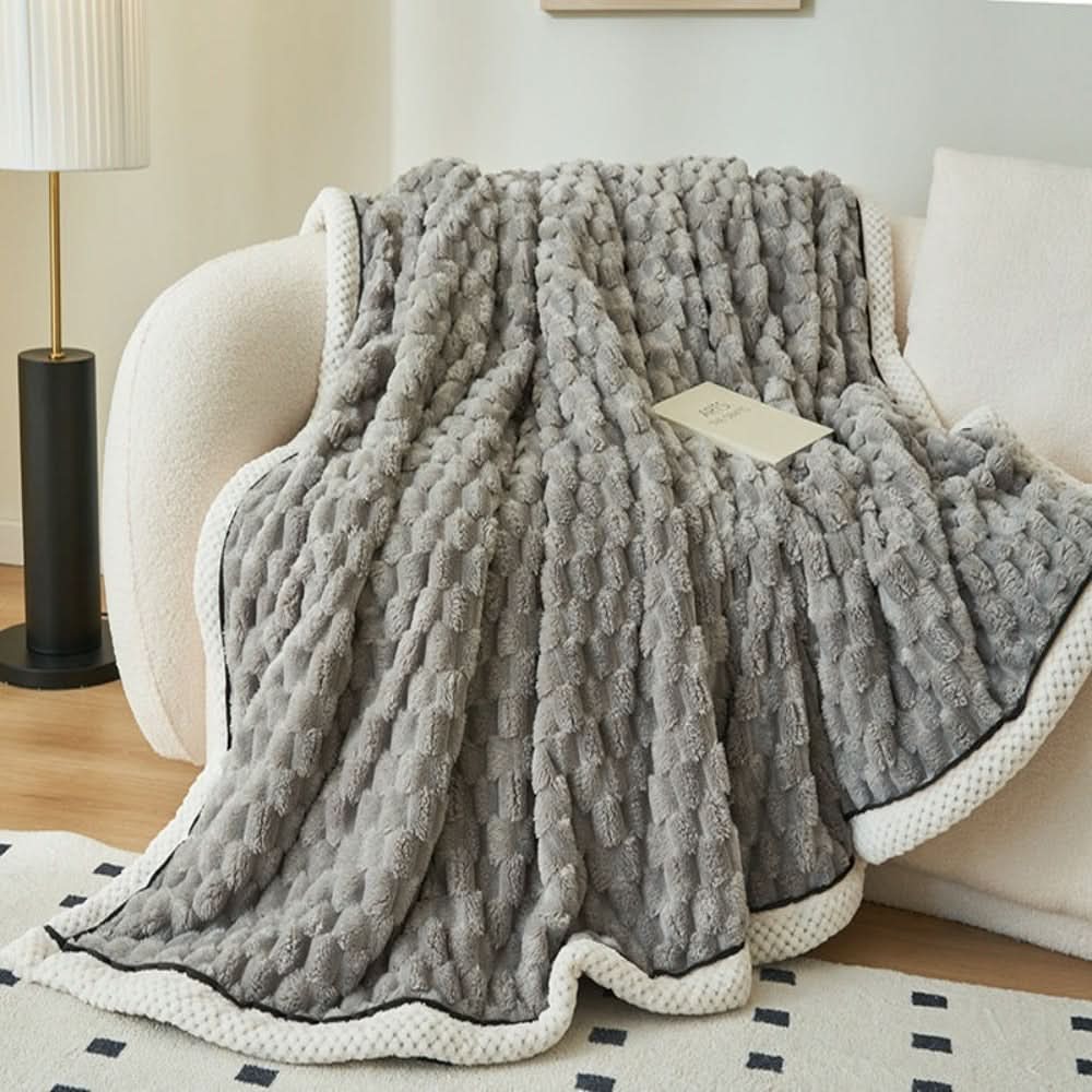 CozyWrap Blanket - CloudNest for Ultimate Warmth
