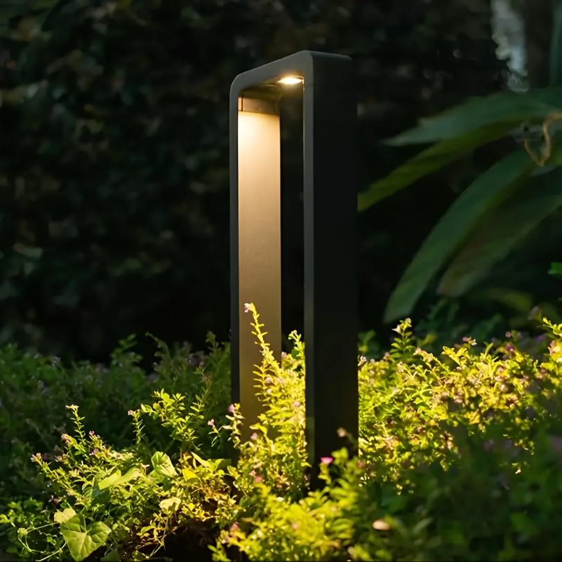 LED Garden Lighting - RadiantGlow