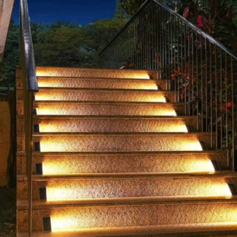 Solar-Powered Stair Lighting - LumaStep