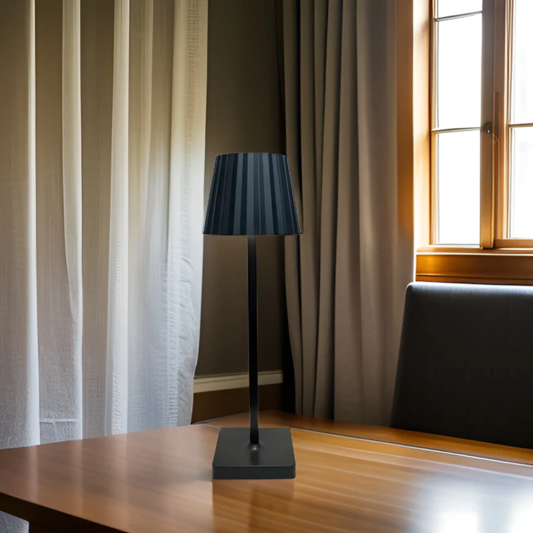 Dimmable Touch Table Lamp - LumaNest