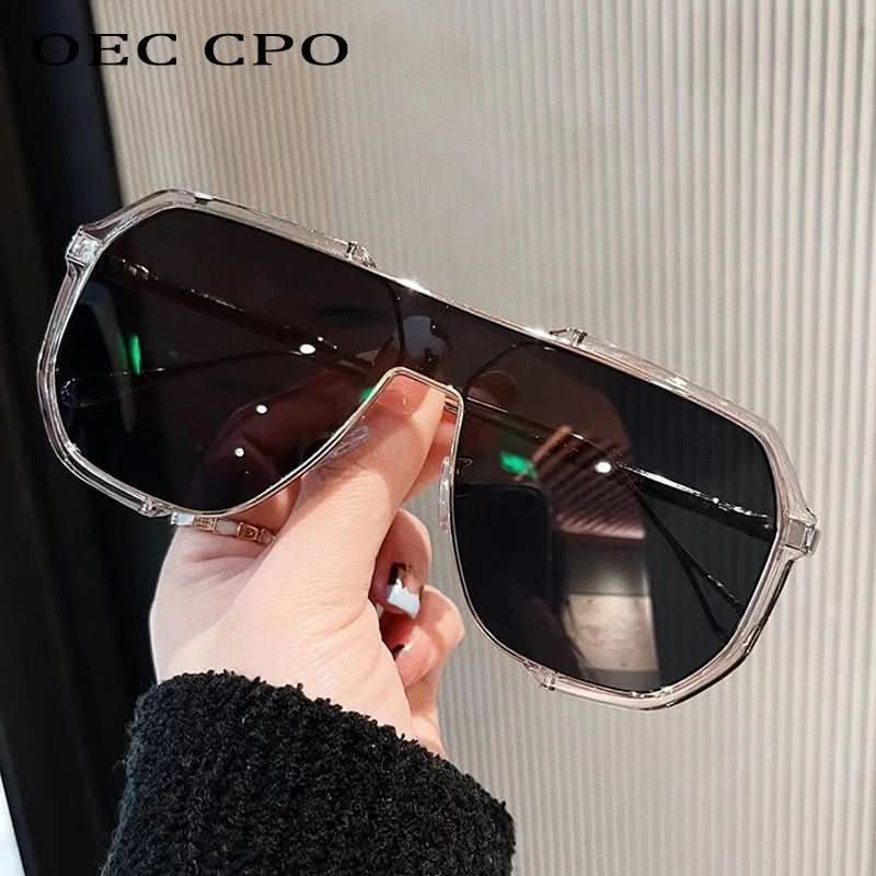 Visionary Shades - Luxe Oversized Sunglasses with UV400 Protection