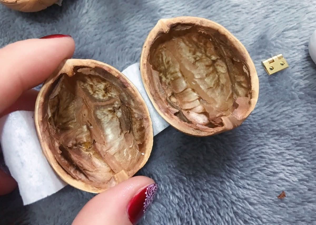 Dollhouse - Walnut Shell Creations with Interior Light