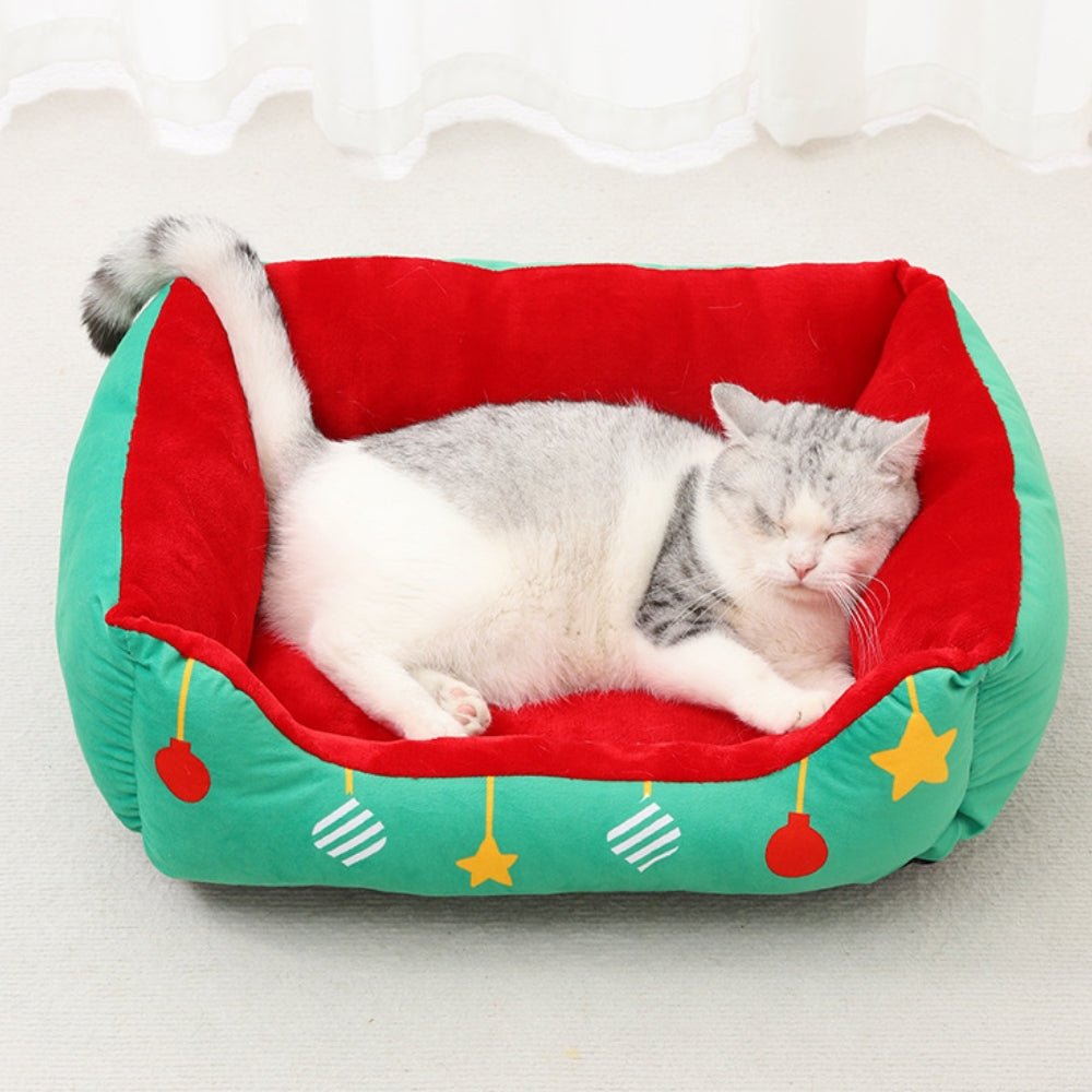 Cozy Pet Bed - Pawsitive Comfort with Christmas Design