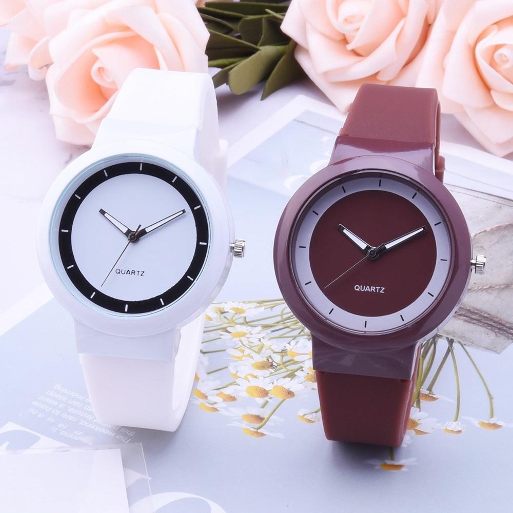 Elegant Quartz Wrist Watch with Rhinestones - LuxeTime