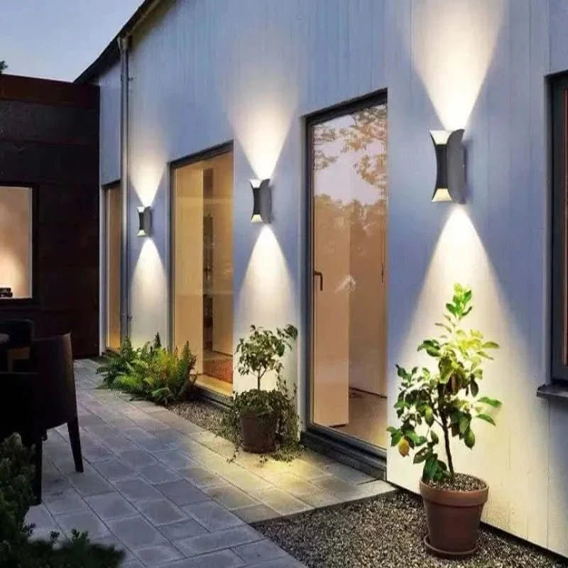 Curved LED Outdoor Wall Light - Lumina Luxe