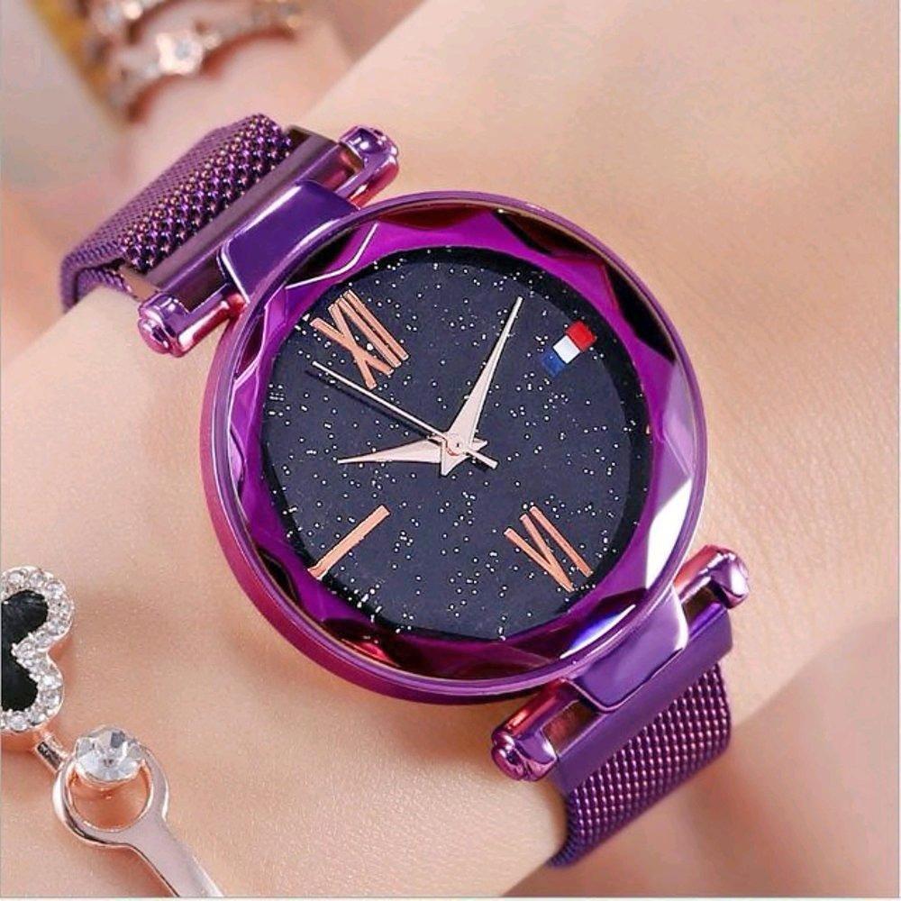 Magnetic Fashion Watch - LuxeTime Elegance