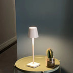 Dimmable LED Table Lamp - LumaNest