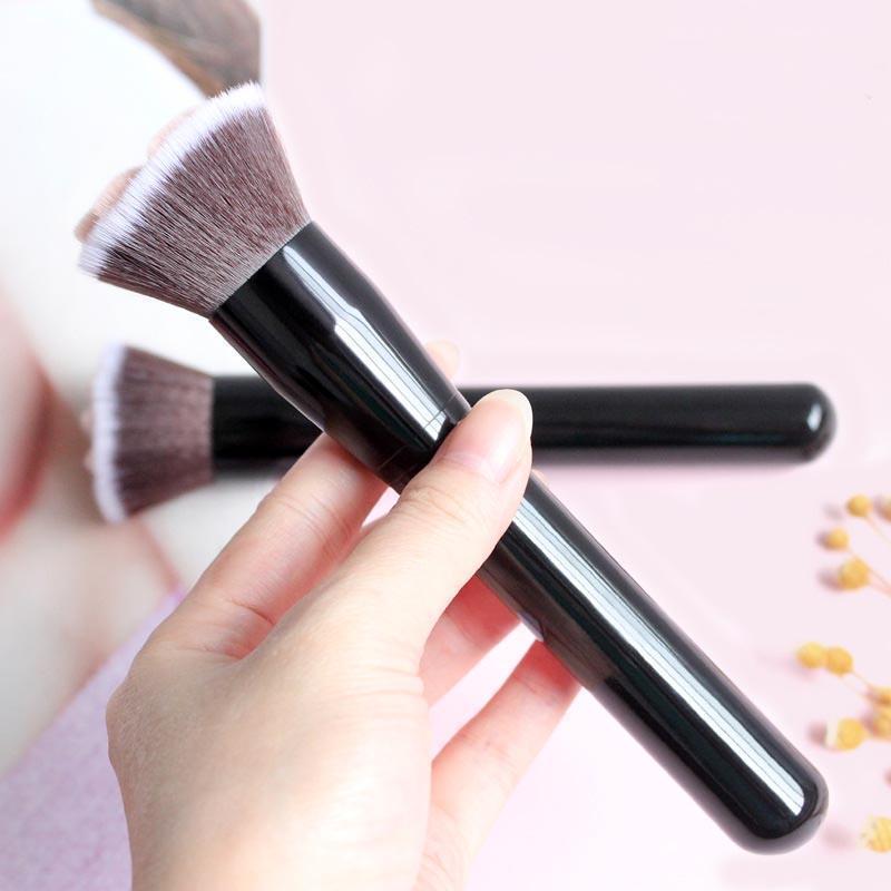 Cat Paw Makeup Brush - Purrfect Beauty Tools