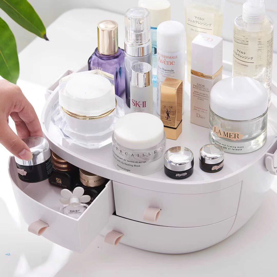 Clamshell Makeup Organizer - LuxeBeauty Essentials