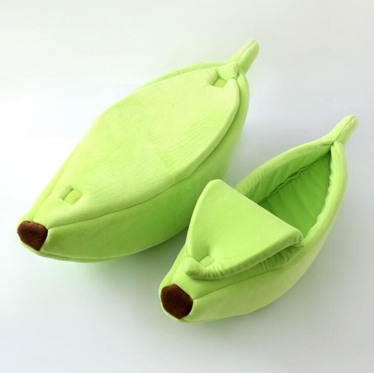 Cozy Banana Pet Bed - Paws & Dreams