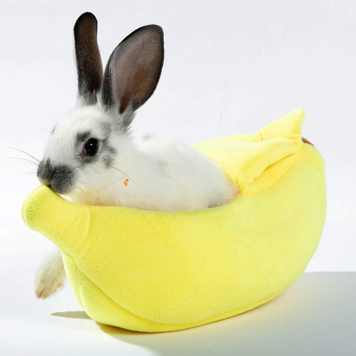 Cozy Banana Pet Bed - Paws & Dreams
