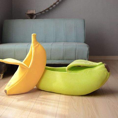 Cozy Banana Pet Bed - Paws & Dreams
