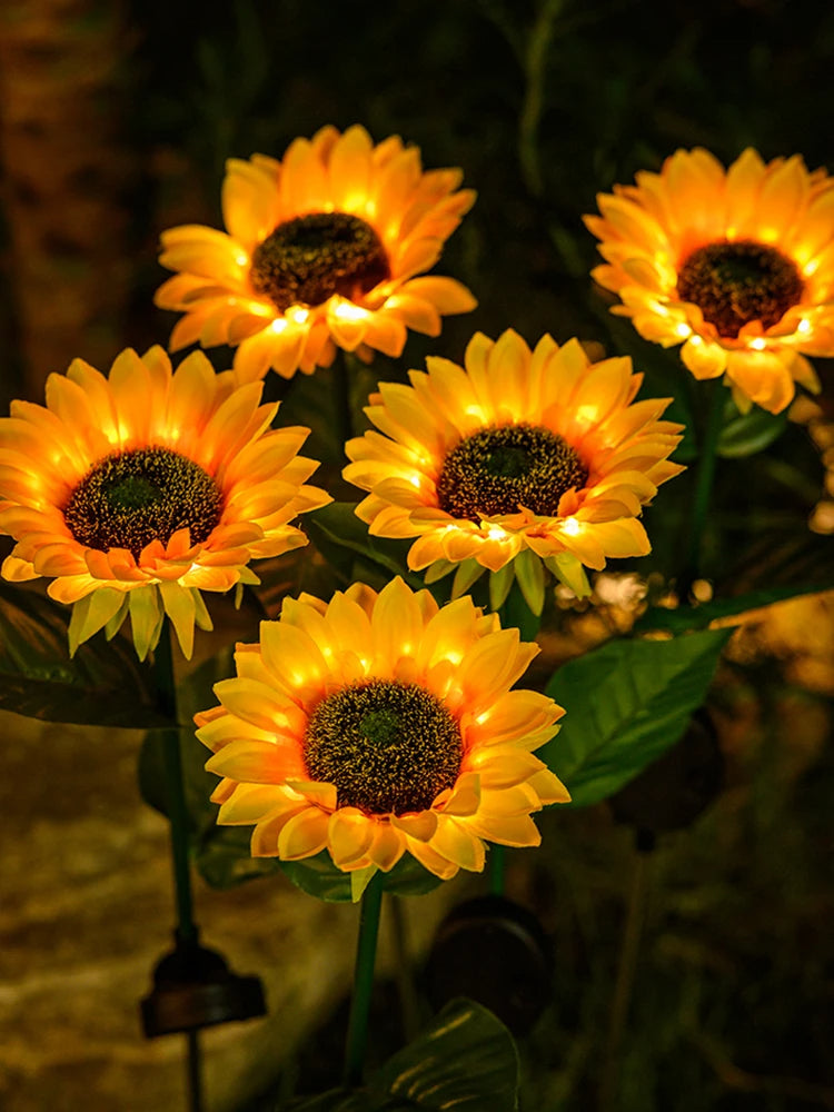 Solar Sunflower Lamp - LuminaGlow