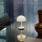 Dimmable Wireless Flower Bud Lamp - LumeAura