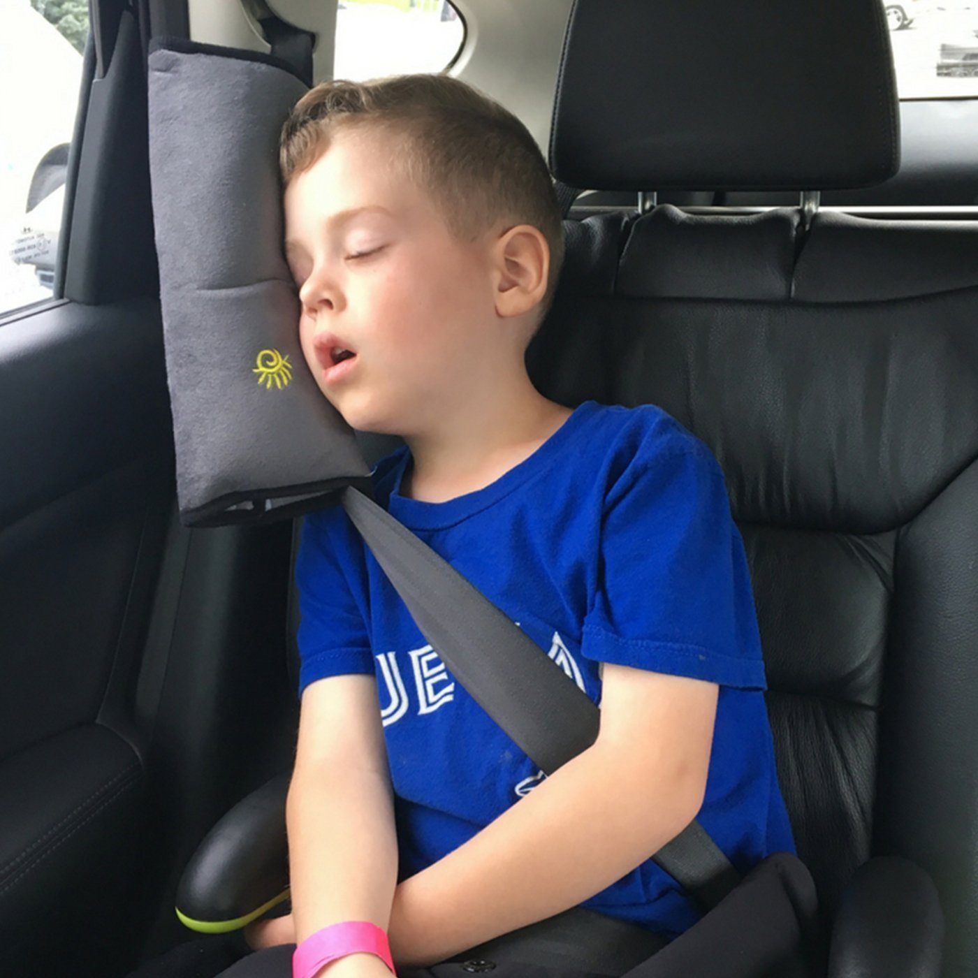ComfortGuard Seat Belt Pillow - Luxe Travel Essentials