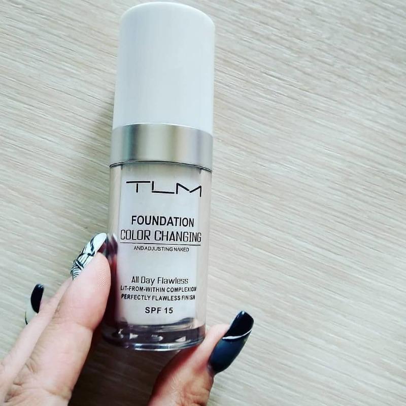 Universal Glow Foundation - LuxeBlend