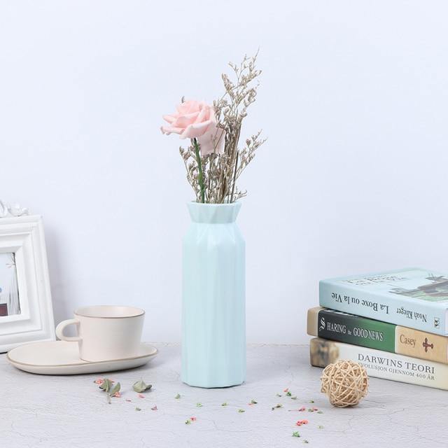 Geometric Floral Vase - LuxeCraft Designs
