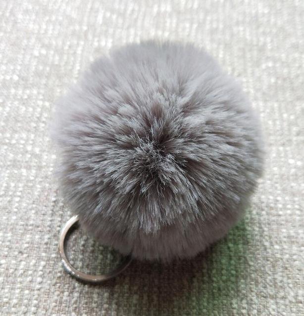 Charming Pompom Keyholder - LuxeNest