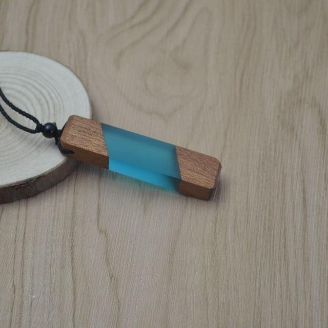 Vintage Resin Wood Necklace - Artisan Luxe