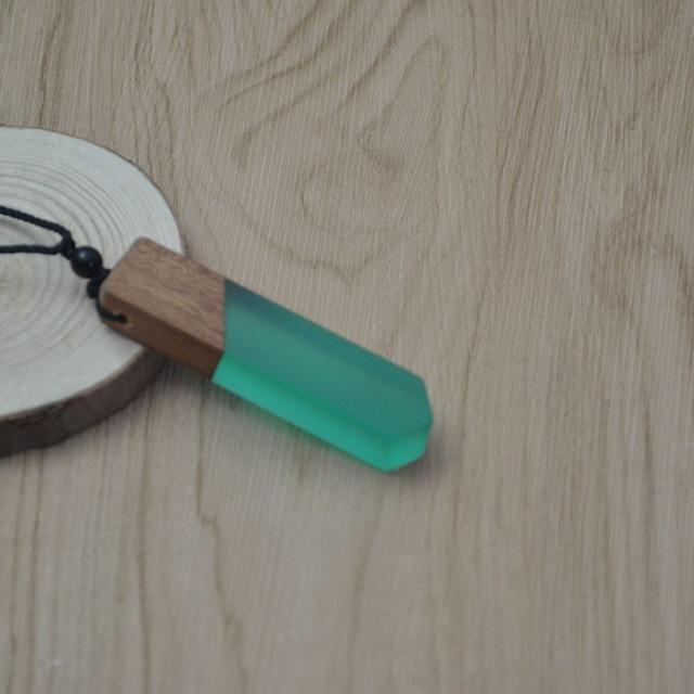 Vintage Resin Wood Necklace - Artisan Luxe