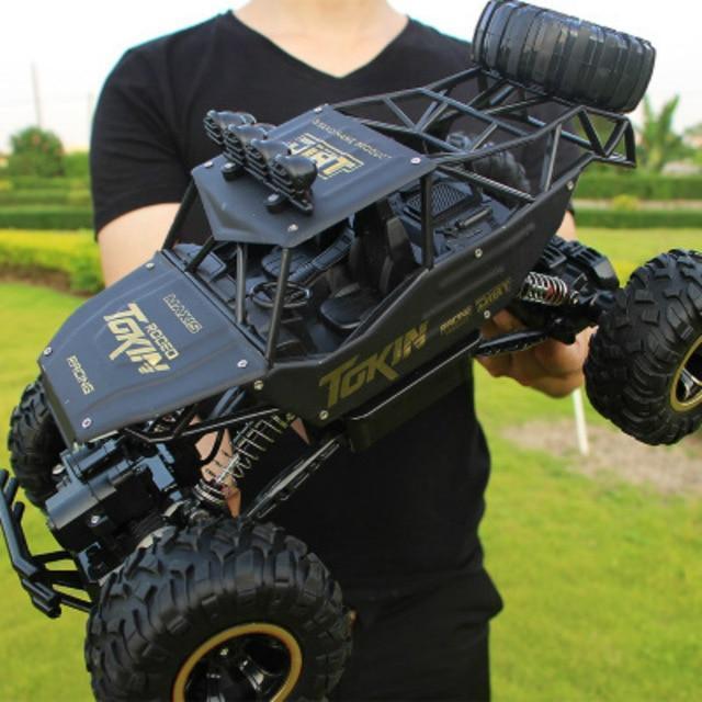 Off-Road Remote Control Truck - AdventureXplore
