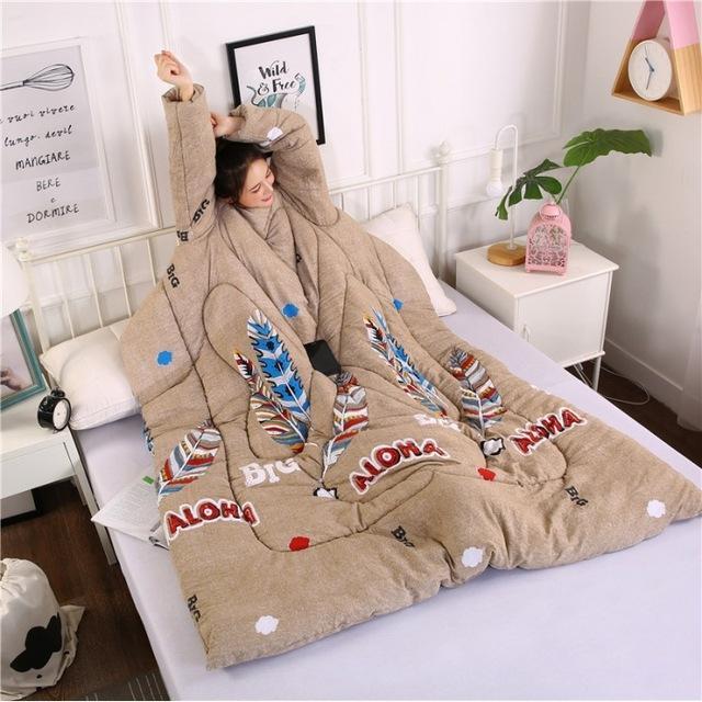 Cozy Winter Quilt with Sleeves - LuxeNest