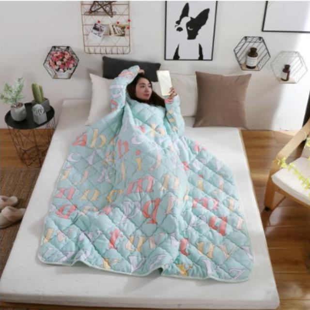 Cozy Winter Quilt with Sleeves - LuxeNest