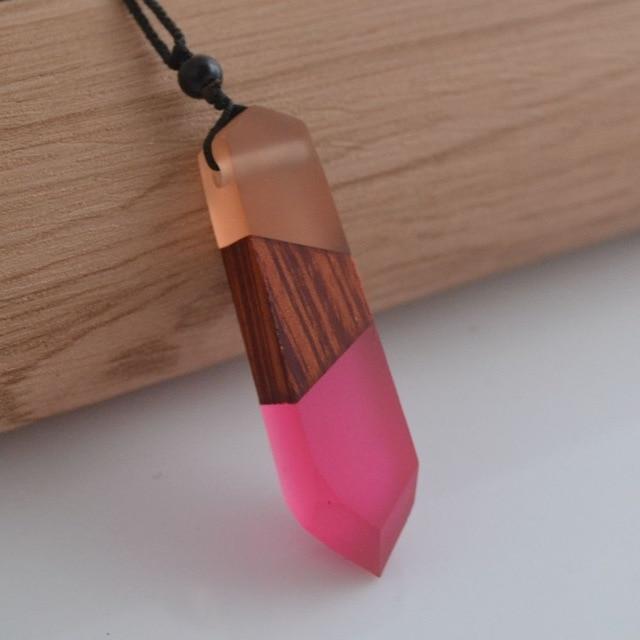 Vintage Resin Wood Necklace - Artisan Luxe