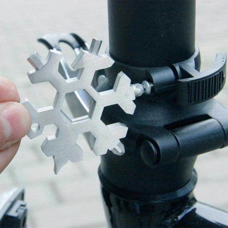 Survival Multi-tool - Apex Gear