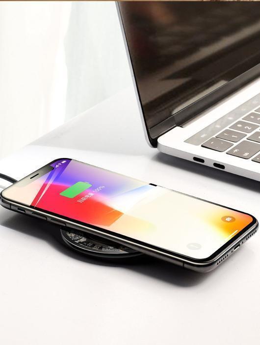 Qi Wireless Charging Pad - LuxeCharge Essentials
